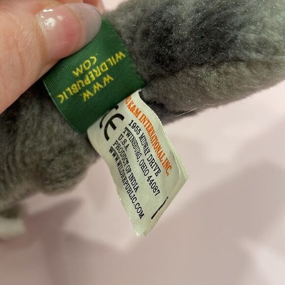 Wild Republic Grey Hammerhead Shark 12” long Excellent Used Condition Like New - Picture 10 of 10